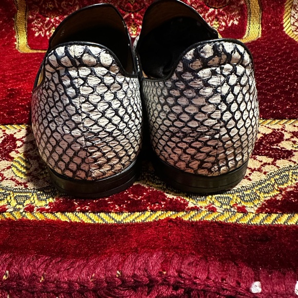 Aquatalia leather snake skin flats  size 9 black and white - Picture 6 of 8